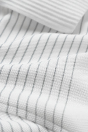 Chi Tiết Chất Vải Áo Polo Elon Polomanor Màu Trắng Sọc Xanh Cotton Interlock Regular Fit