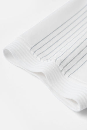 Chi Tiết Tay Áo Polo Elon Polomanor Màu Trắng Sọc Xanh Cotton Interlock Regular Fit