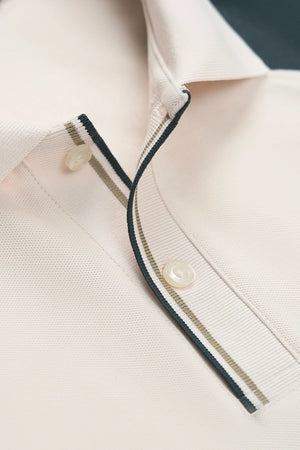 Chi Tiết Cổ Áo Polo Wind Polomanor Màu Be Phối Xanh Lá Cotton Cvc Diamond Regular Fit