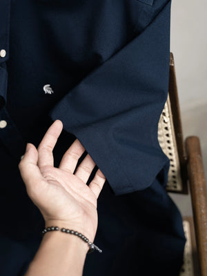 [mau:navy]