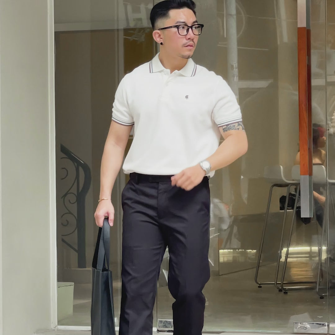 Áo Polo Nam từ thương hiệu Polomanor được làm từ chất liệu vải cá sấu Cotton Interlock cao cấp, mang lại cảm giác mềm mịn, thoáng khí và bền bỉ.