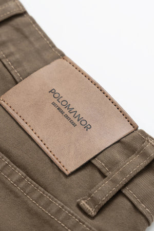 Quần Dài Kaki Straight